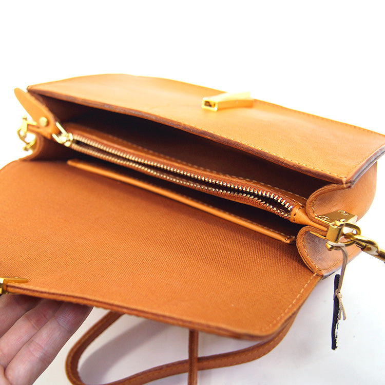 LPD-bagd70693